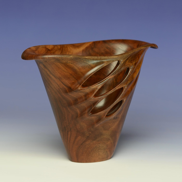 Wood-Ray-Winder-Stretched-oval-bowl