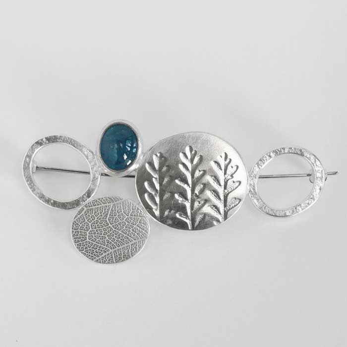 Jewellery-Naomi-James-aquamarine-ovals-brooch_Mid23