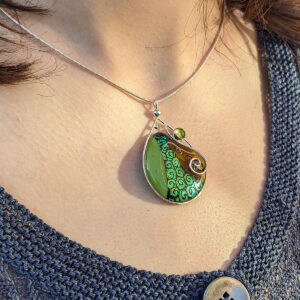 The Sussex Guild Silver and Glass Peridot Pendant  1