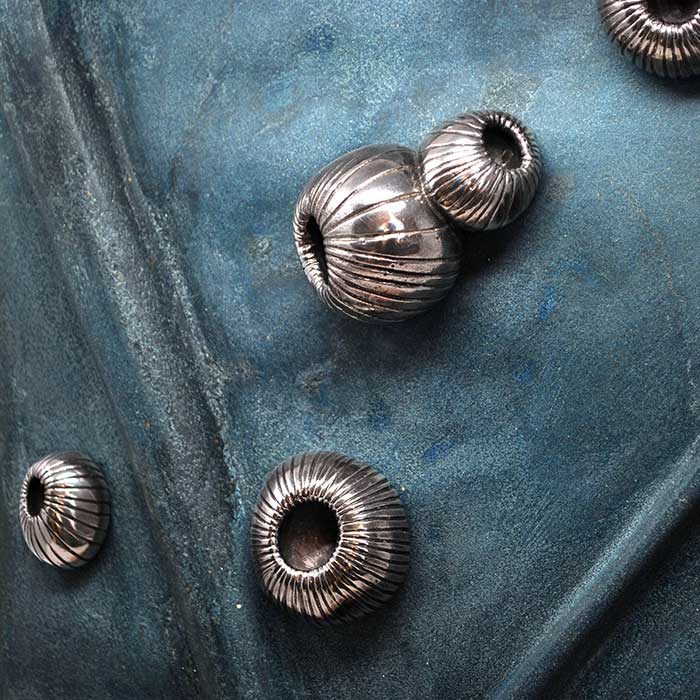 Metal-Fleur-Grenier-Silk-Spangle-Gall-detail