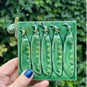 Mangetout Tile with Snail Visitor